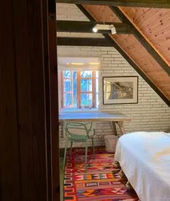 Amazing Waterfront Cottage with Private Pier - Image 2