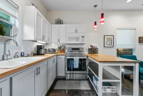 Secluded Guest House in beautiful setting - Image 2