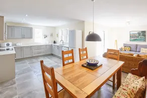 Host & Stay - Foggyshaw Lodge - Image 4