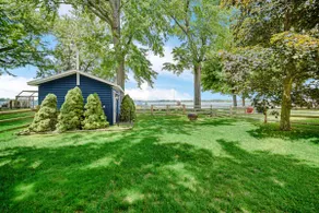 Lakefront home with private pier/huge fenced yard - Image 4