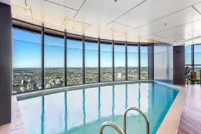 Skytower Apartments - 81st Floor, City & River Views, Free Car Parking - Image 5
