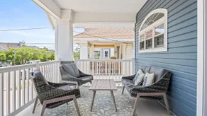 Private Balcony, Walk to Beach | 3bed/2bath 2nd FL - Image 4
