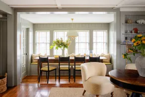 Duck Duck Goose - Renovated Historic 6BR Near Town - Image 2