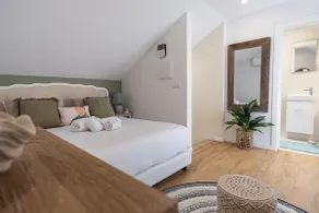 Skyline Atlantic View Duplex 50m to Beach - Image 4