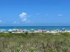 Direkt am Meer und am Strand in der Innenstadt von Cocoa Beach, kostenloses WLAN - Image 3