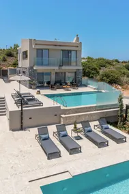 Luxury Villa AQUA with 2 Private Pools - Image 4