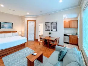 Copley House Premium Studio - Image 5