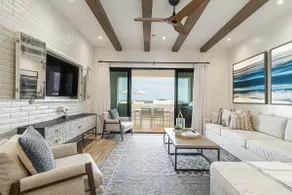 Stunning 3BD Oceanview condo with access to infinity pool and jacuzzi - Image 2