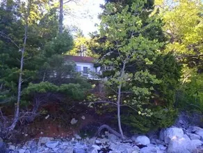 Christine's Cottage - Private Oceanfront - Image 3