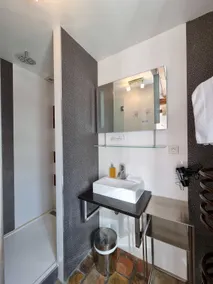 Houdaille 1 - Bright Suite overlooking the Port of Honfleur - Image 4