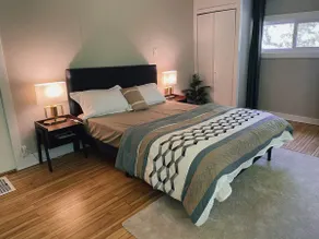 Lakefront, Sleeps 8, Close to Haliburton Village - Image 4