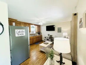 Milk Hand House Peaceful 1 bedroom cabin - Image 4