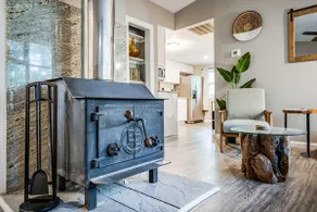 Cozy & Modern w Hot Tub, Fire Pit, Grill & Pond - Image 4