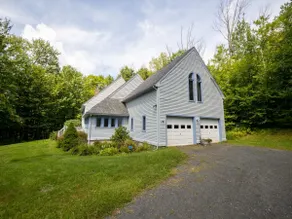 Pristine Home In Becket Woods - Image 2