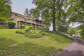 Lake Chatuge Retreat w/ Dock & Mtn Views! - Image 2