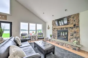 Newly Built Gilletts Lake Gem: Dock & Hot Tub - Image 5