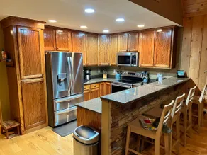 Captain's Cove+ Nolin Lake + Mammoth Cave + Arcade + Hot Tub, Expansive Lakefront Home on Nolin Lake... - Image 5