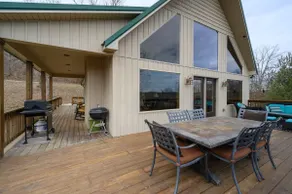 Captain's Cove+ Nolin Lake + Mammoth Cave + Arcade + Hot Tub, Expansive Lakefront Home on Nolin Lake... - Image 3