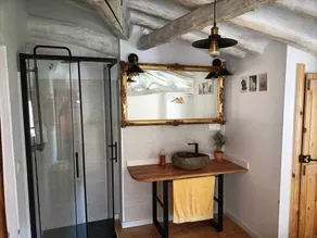 A beautiful apartment-studio with parking - Image 3