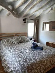 A beautiful apartment-studio with parking - Image 4