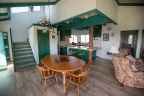 House 16 - Image 5