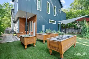 Picture-Perfect Trendy Vibes Minutes From Rainey - Image 4