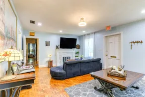 Cozy Gainesville Home ~ 1 Mi to University! - Image 4