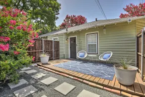 4 Mi to Dtwn: Dallas Gem w/ Furnished Patio - Image 3
