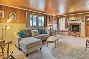 Cozy Crestline Cabin, Close to Lakes, Parks! - Image 5