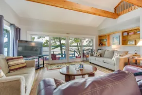 Charming Cottage on Sodus Bay: Deck + Grill! - Image 3