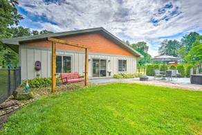 Pisgah Forest Farm Home: Outdoor Pool & Games - Image 2