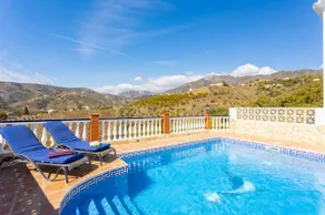 Villa Ana y Garcia - Image 4