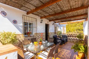 Villa Ana y Garcia - Image 3