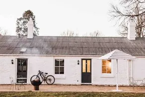 Bath, Fireplace and Luxury. Foxlow Stone Farmstay. - Image 2