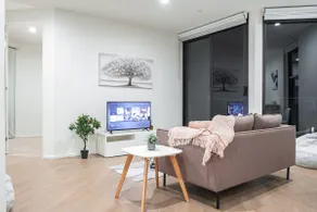 Charming 1BR Maribyrnong+Wifi+Parking+balcony - Image 2