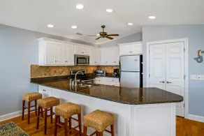 Rainbow's End by Brunswick Vacation Rentals: 6BR Oceanfront w/ Pool & Elevator - Image 5