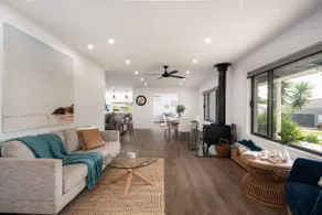 Waterfall Gully Retreat with Gas heated Pool - Image 3