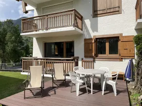 Charming Bright Spacious Village Walk to lift Hike - Image 4