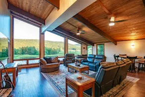 Find Your Peace at Reflections - Private Pond &A/C - Image 2