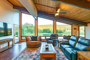 Find Your Peace at Reflections - Private Pond &A/C - Image 4