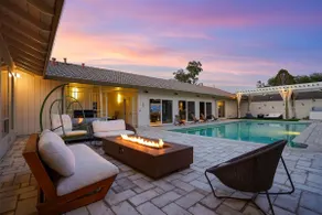 Serene estate, an entertainer's paradise - Image 3