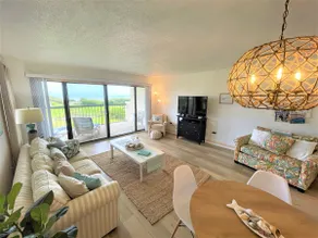 Amazing ocean view, 2 pools, easy beach access - Image 3