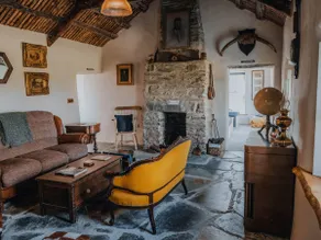 Secluded Thatched Cottage, near beaches & hill walking - Image 4
