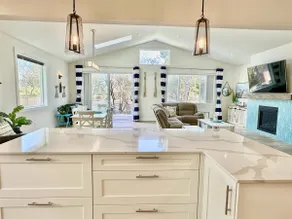 Waterfront Home w/ Dock, Kayaks & Private Hot Tub - Image 3
