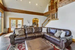 Swift Getaway: Hot Tub-Views-Pet Friendly! - Image 4