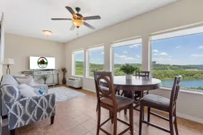 Family Friendly Lake View Condo - Image 4