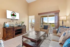 Family Friendly Lake View Condo - Image 2