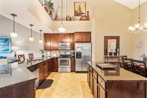 Family Friendly Lake View Condo - Image 3