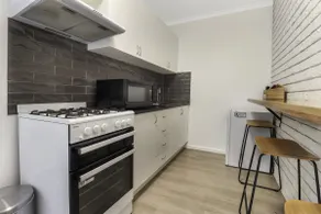 Dingo Apartment with King and King Single - Image 3
