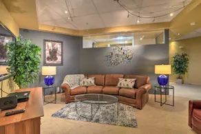 Idyllic Dtwn Anchorage Condo w/ Fireplace! - Image 5